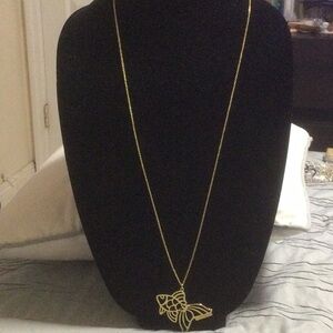 Elegant Gold Fish Pendant Necklace